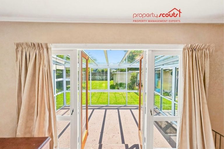 Photo of property in 198 Oxford Terrace, Avalon, Lower Hutt, 5011