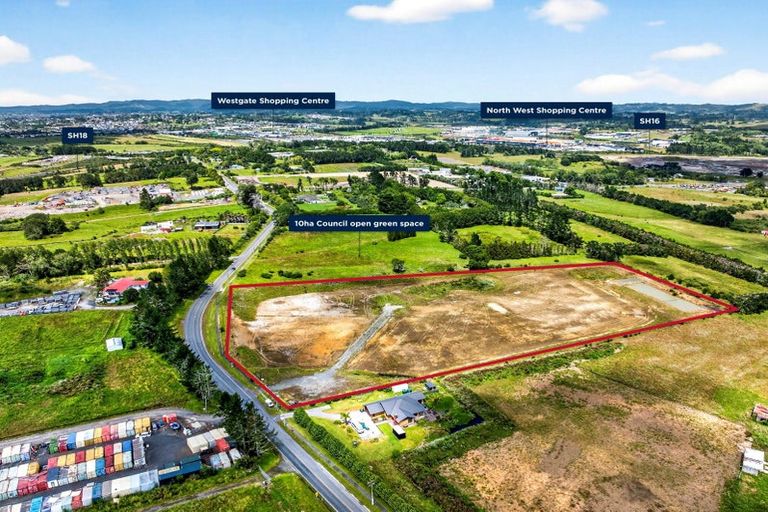 Photo of property in 94 Trig Road, Whenuapai, Auckland, 0618