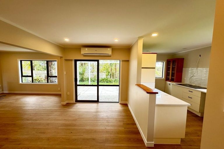 Photo of property in 17 Kennedys Road, Whenuapai, Auckland, 0814