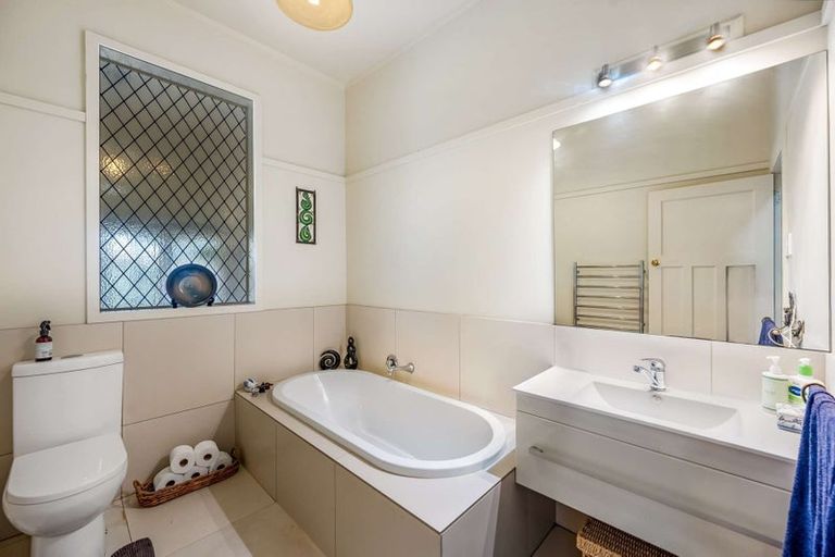 Photo of property in 517 Cornwall Road, Mahora, Hastings, 4120