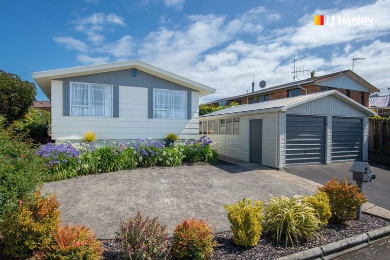 Photo of property in 29 Estuary Crescent, Fairfield, Dunedin, 9018