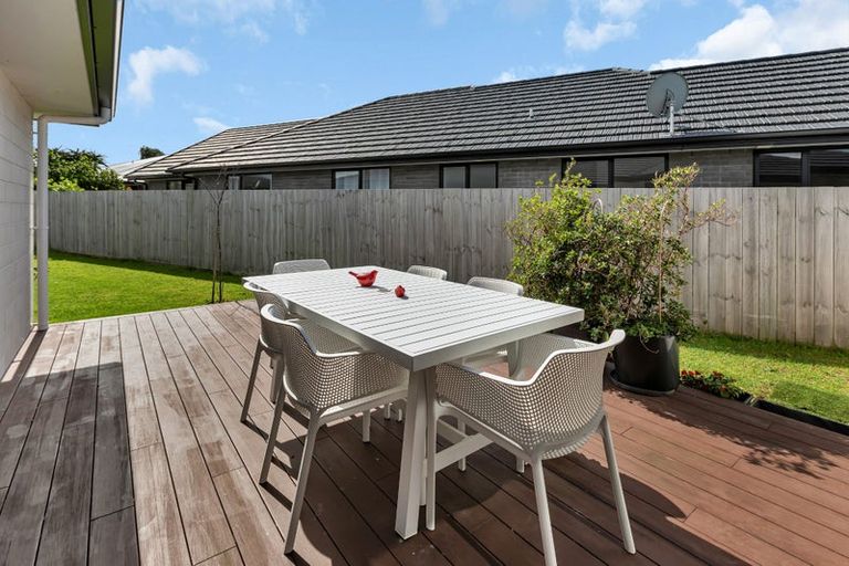 Photo of property in 1 Te Akau Place, One Tree Point, 0118