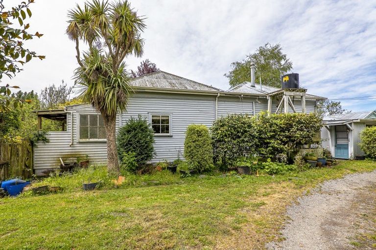 Photo of property in 10 Farrells Road, Ouruhia, Christchurch, 8083