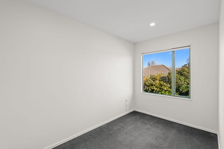 Photo of property in 6a Braco Place, Burnside, Christchurch, 8041
