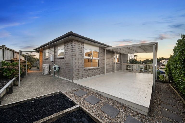 Photo of property in 231 Jeffs Road, Flat Bush, Auckland, 2016