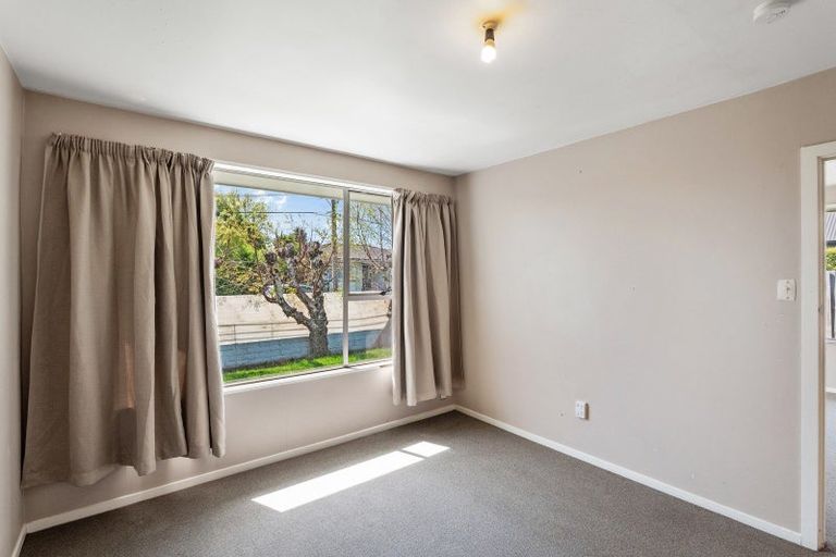 Photo of property in 2/78 Barton Street, Woolston, Christchurch, 8023
