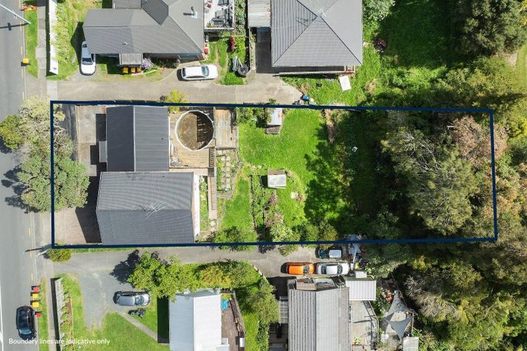 Photo of property in 639 Swanson Road, Swanson, Auckland, 0612