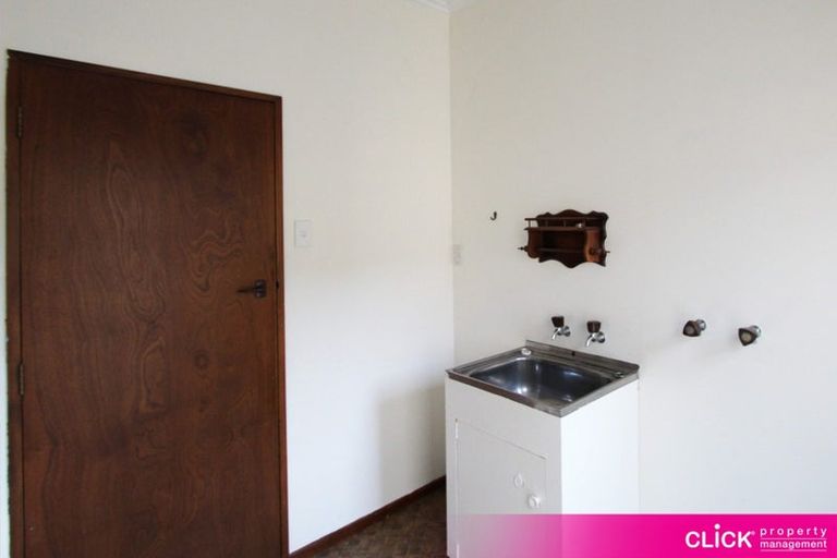 Photo of property in 142 Gladstone Road North, Mosgiel, 9024