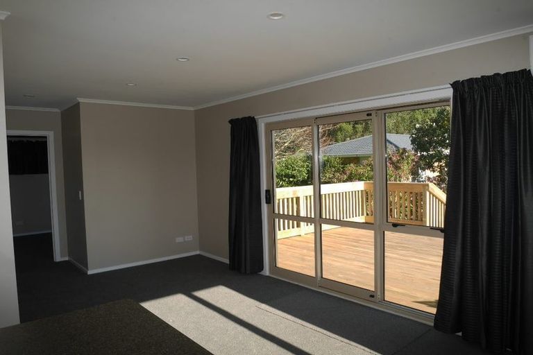 Photo of property in 11 Kebbell Drive, Waikanae, 5391