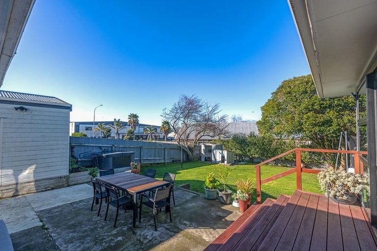 Photo of property in 38 Milton Street, Roslyn, Palmerston North, 4414