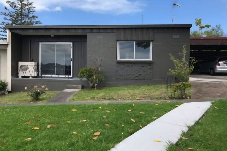 Photo of property in 1/141 Birkdale Road, Birkdale, Auckland, 0626