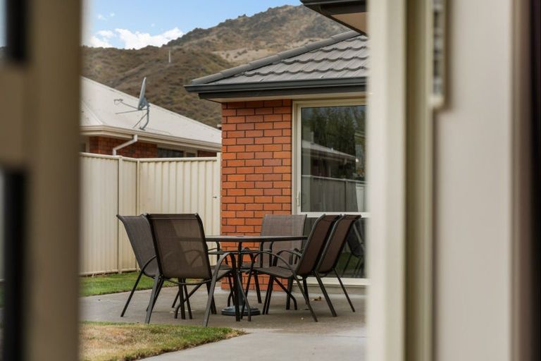 Photo of property in 14 Sunhaven Cove, Cromwell, 9310