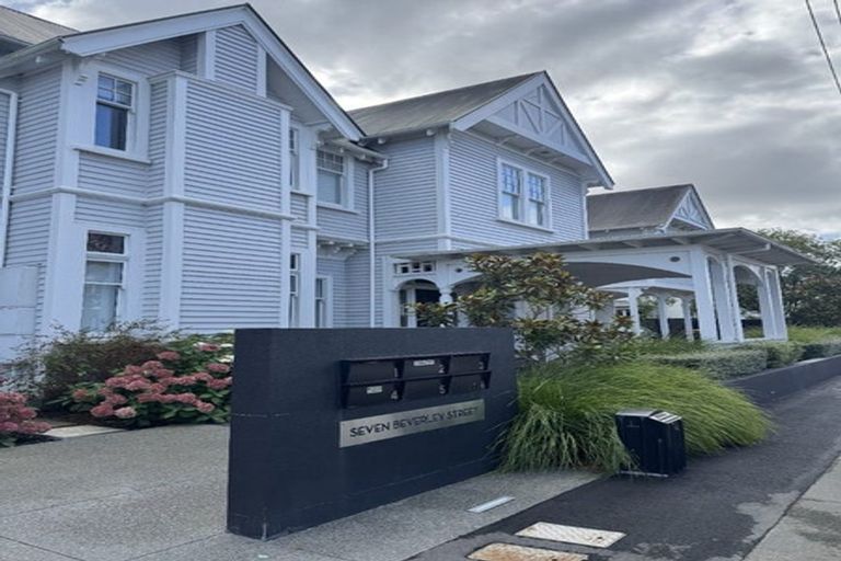 Photo of property in 1/7 Beverley Street, St Albans, Christchurch, 8014