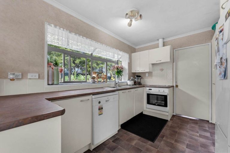 Photo of property in 9 Hawkley Close, Flat Bush, Auckland, 2019