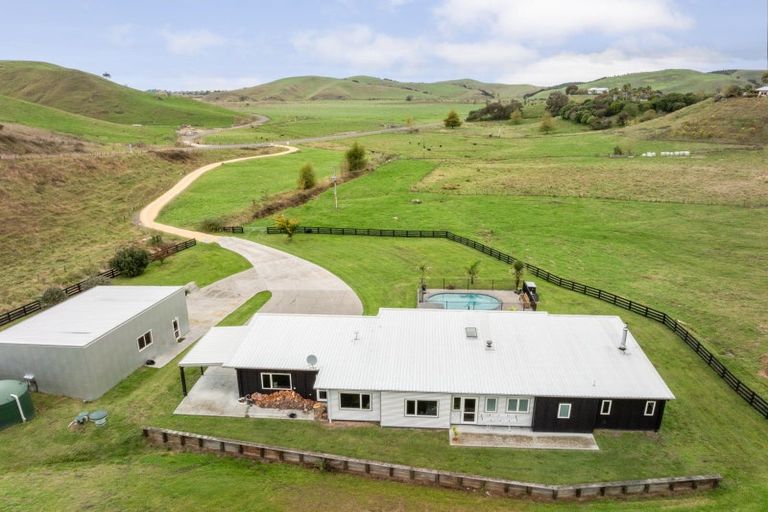 Photo of property in 224 Seafield Road, Eskdale, Napier, 4182