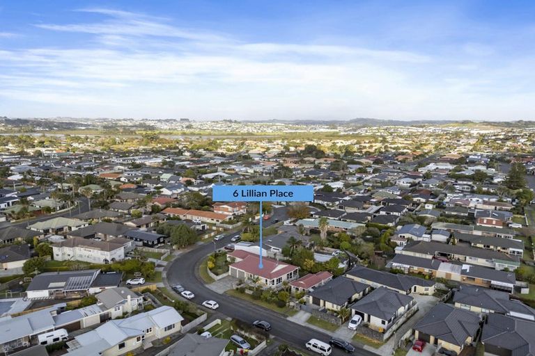 Photo of property in 6 Lillian Place, Orewa, 0931