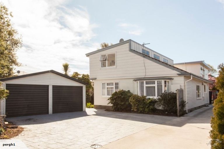 Photo of property in 124 Wairakei Road, Bryndwr, Christchurch, 8053