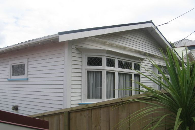 Photo of property in 99 Orangi Kaupapa Road, Northland, Wellington, 6012