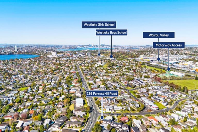 Photo of property in 136d Forrest Hill Road, Forrest Hill, Auckland, 0620