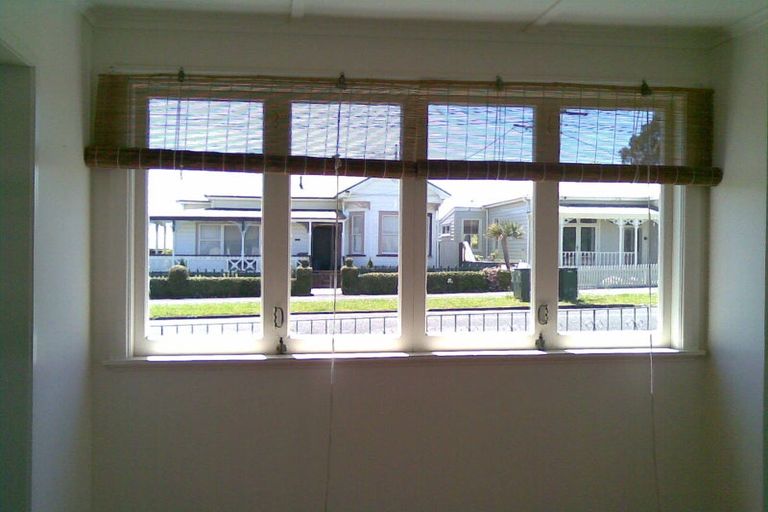 Photo of property in 195 Victoria Road, Devonport, Auckland, 0624