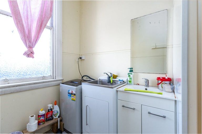 Photo of property in 16 The Terrace, Timaru, 7910