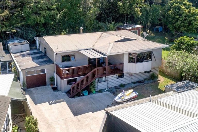 Photo of property in 123 Park Avenue, Whangamata, 3620