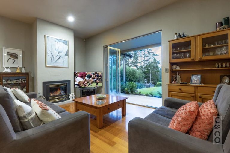 Photo of property in 589 Inland Road, Helensville, 0875