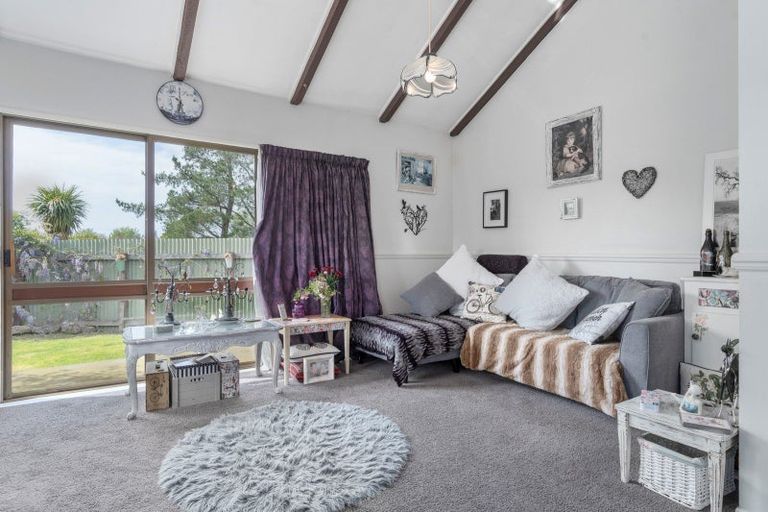 Photo of property in 22 Raglan Street, Lansdowne, Masterton, 5810