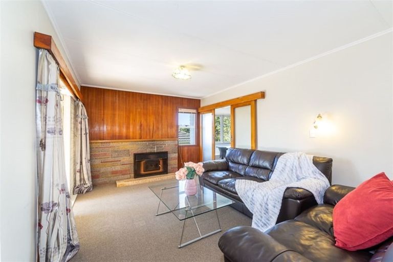 Photo of property in 65 Mcleod Road, Te Atatu South, Auckland, 0610