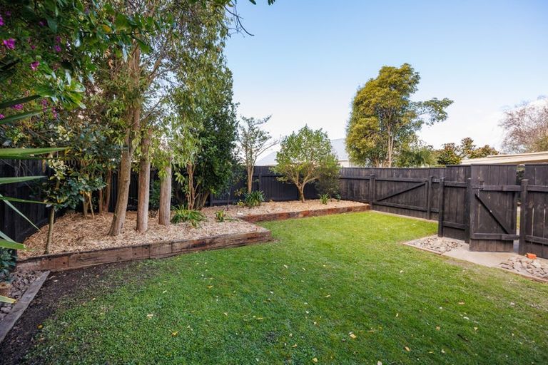 Photo of property in 41 Rangitane Street, Palmerston North, 4414