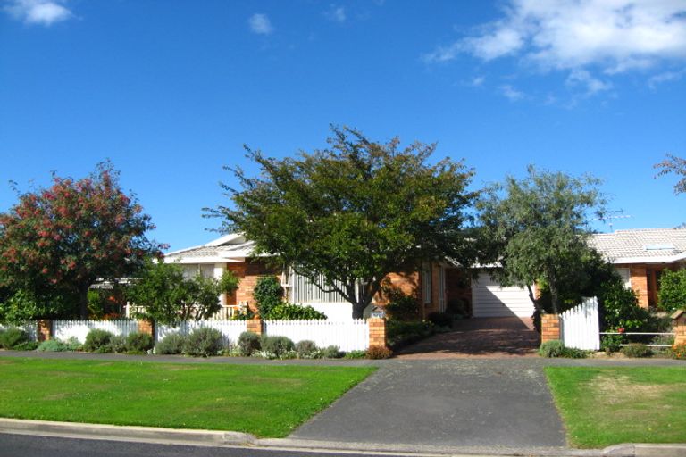 Photo of property in 160a Hagart-alexander Drive, Mosgiel, 9024