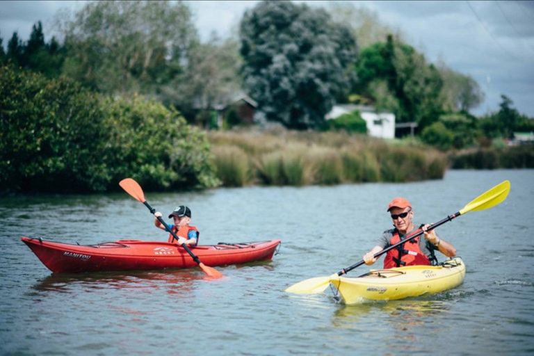 Photo of property in 92 Kahui Parade, Karaka, 2113