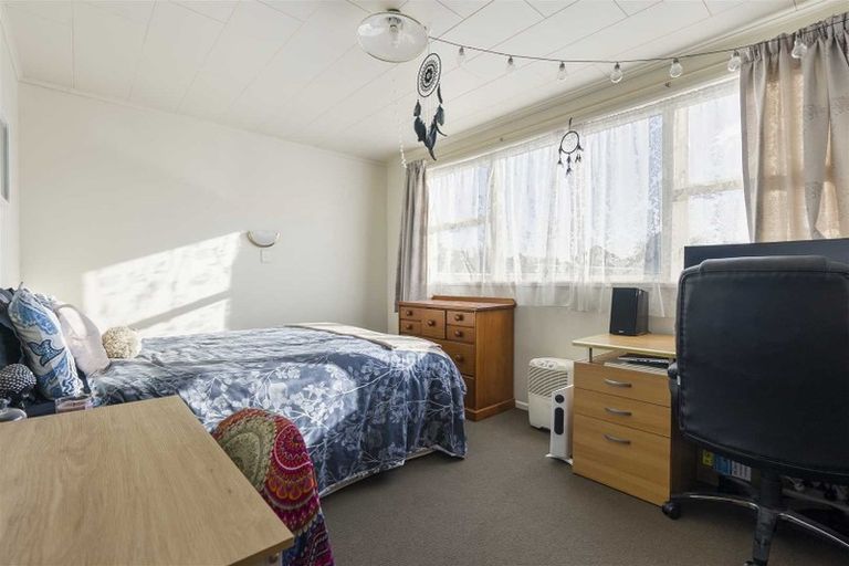 Photo of property in 37 Minaret Drive, Bucklands Beach, Auckland, 2014