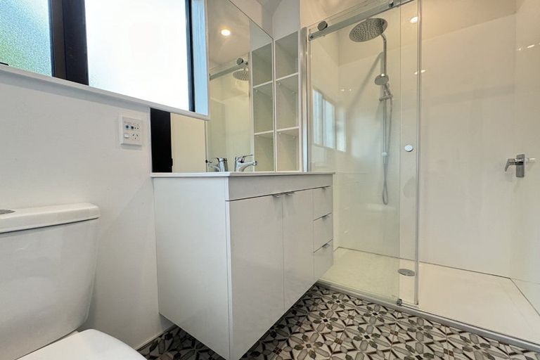 Photo of property in 64f3 Kaikoura Street, Maupuia, Wellington, 6022