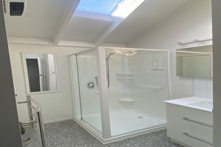 Photo of property in 2/26 Christie Crescent, Havelock North, 4130