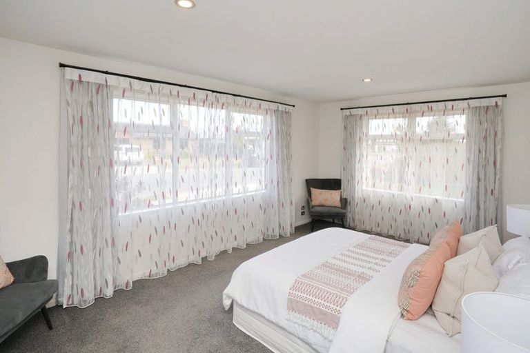 Photo of property in 55 Koura Drive, Rangiora, 7400