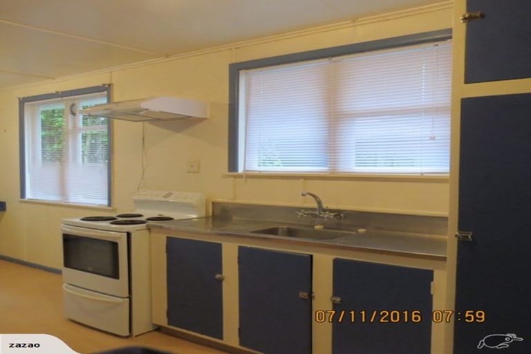 Photo of property in 42 Bibby Street, Waipawa, 4210