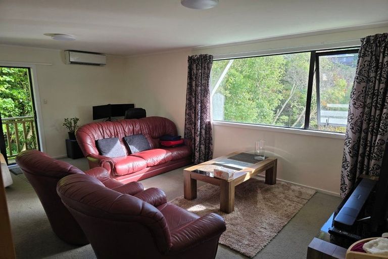 Photo of property in 24 Silverstream Road, Crofton Downs, Wellington, 6035