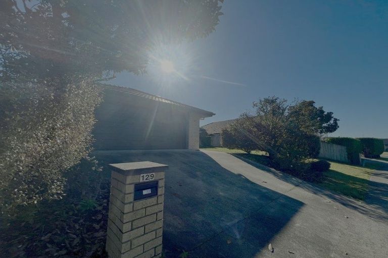 Photo of property in 129 Saint James Drive, Huntington, Hamilton, 3210