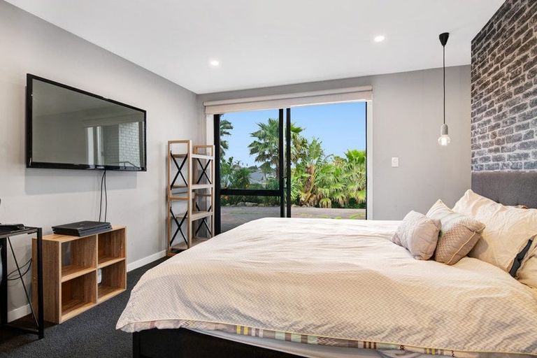 Photo of property in 23a Rosario Crescent, Red Beach, 0932