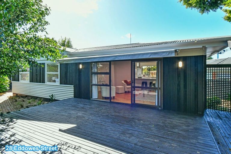Photo of property in 28a Eddowes Street, Manurewa, Auckland, 2102