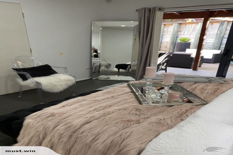 Photo of property in 161a Don Buck Road, Massey, Auckland, 0614