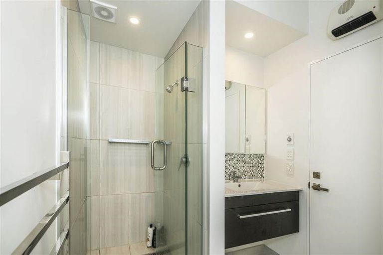 Photo of property in 1036a Colombo Street, St Albans, Christchurch, 8014