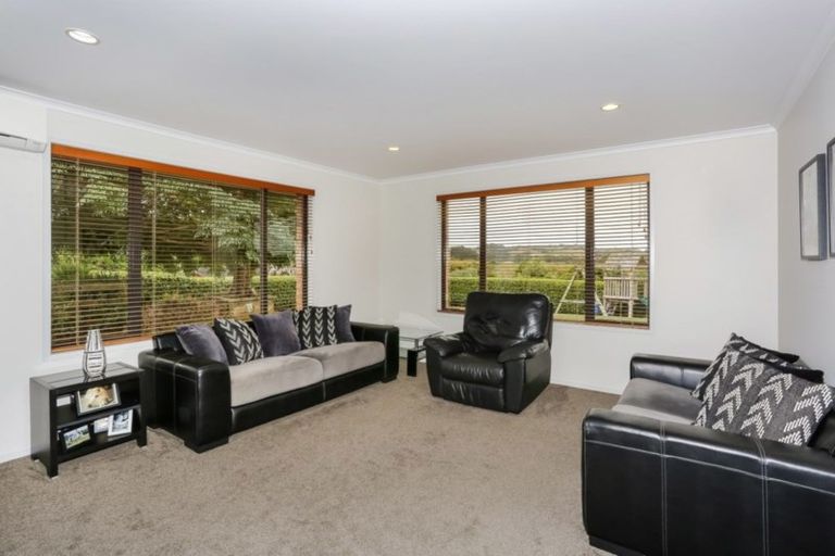 Photo of property in 13 Springvale Road, Waiuku, 2123