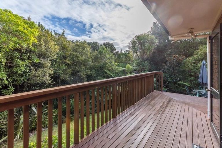 Photo of property in 47a Gatman Street, Birkdale, Auckland, 0626