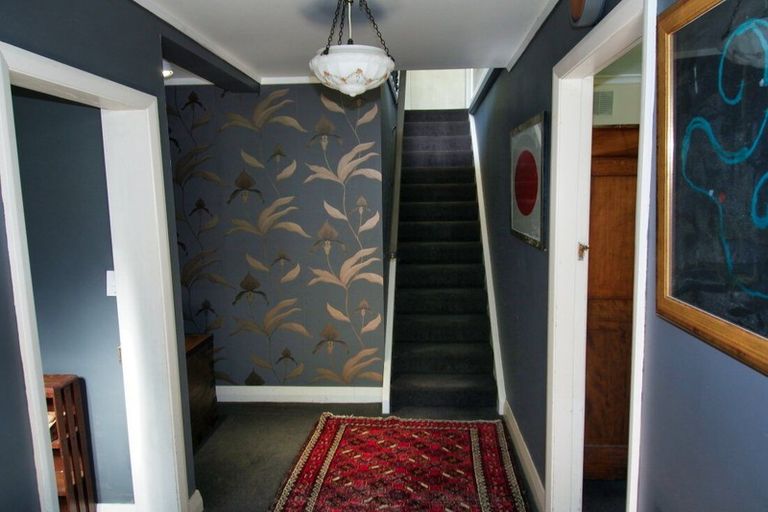 Photo of property in 60 Pembroke Road, Northland, Wellington, 6012