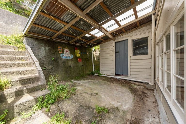 Photo of property in 235 Ohiro Road, Brooklyn, Wellington, 6021