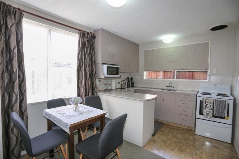 Photo of property in 64 Highsted Road, Bishopdale, Christchurch, 8053