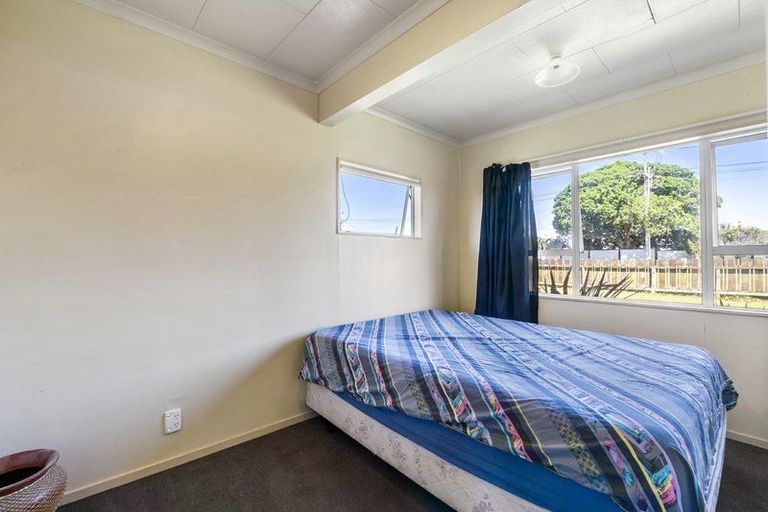 Photo of property in 141 Manuka Road, Bayview, Auckland, 0629