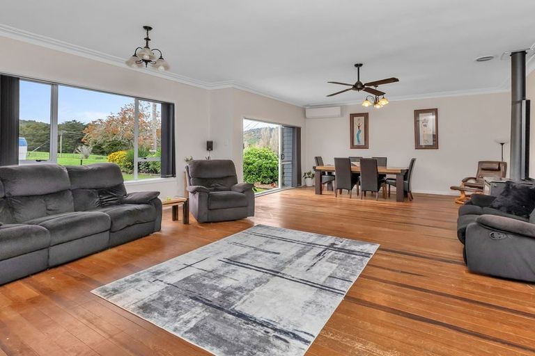 Photo of property in Taipuha Sett Road, Taipuha, Paparoa, 0571